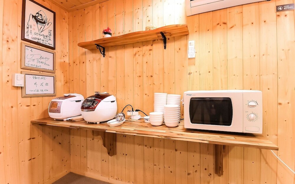 Фото Changwon Boutique Hotel Gung