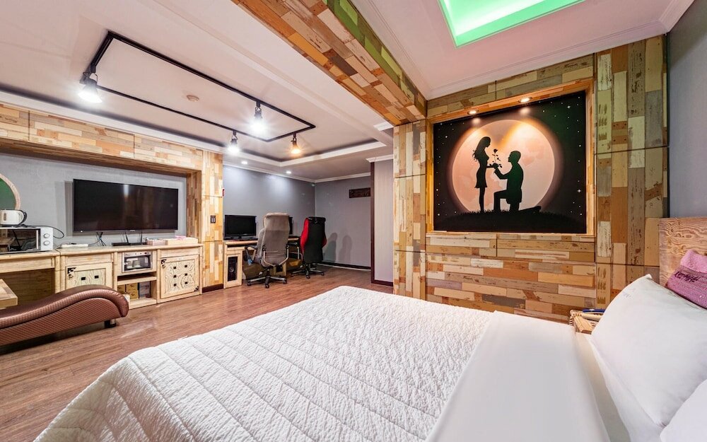 Фото Daejeon Yongjeon High Class