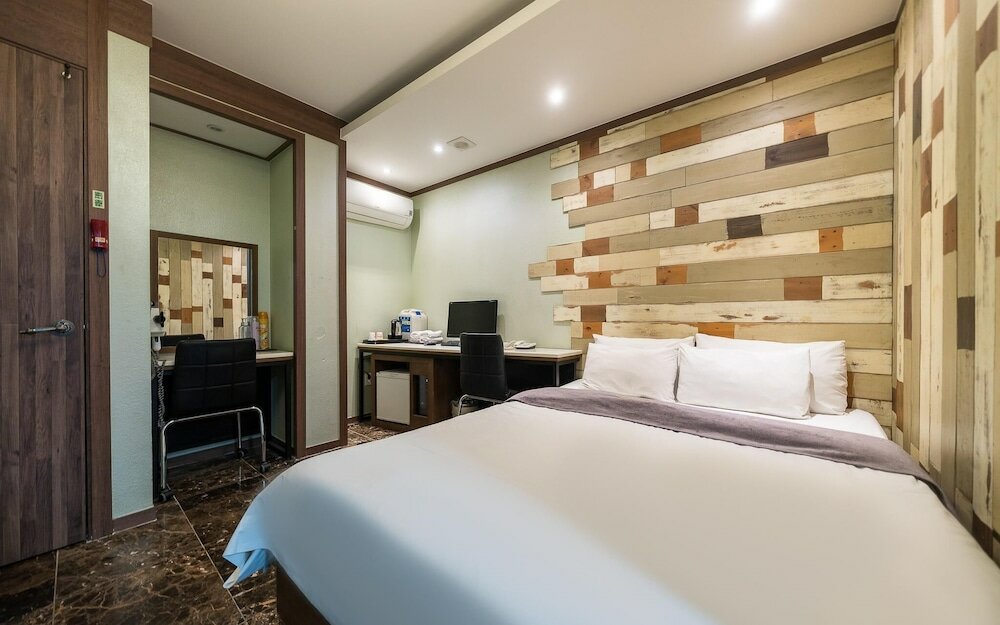 Фото Suwon Station Provence 22st