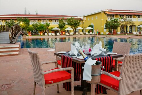 Гостиница The LaLiT Golf & SPA Resort Goa в Канаконе