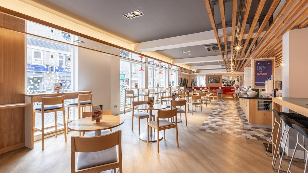 Фото Holiday Inn Express Aberdeen City Centre, an Ihg Hotel