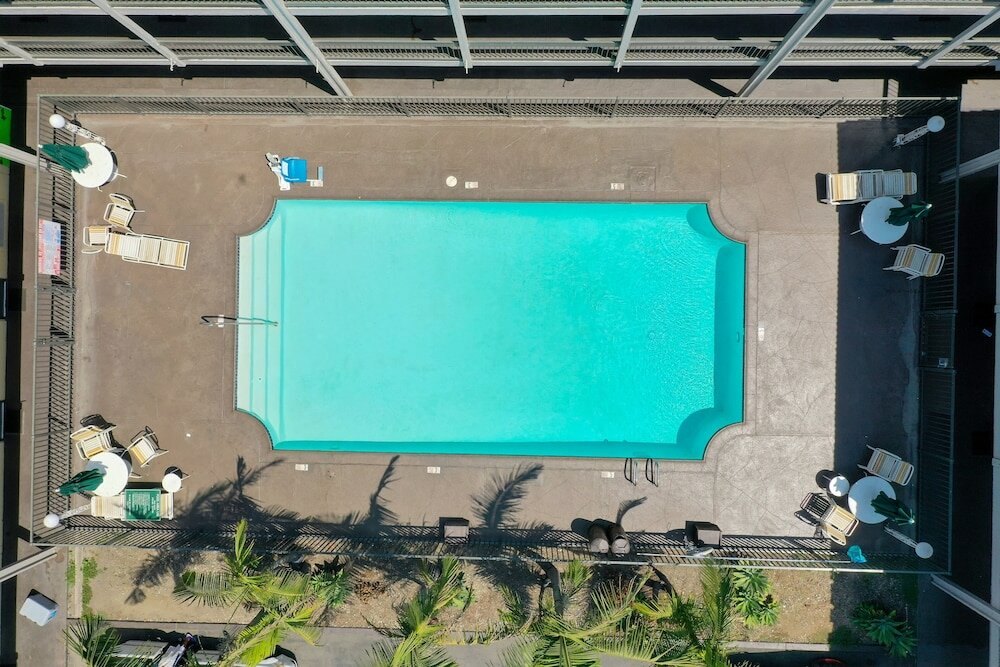 Фото La Quinta Inn by Wyndham Costa Mesa Newport Beach