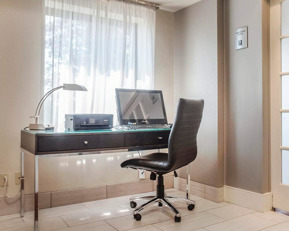 Фото Comfort Inn Newmarket