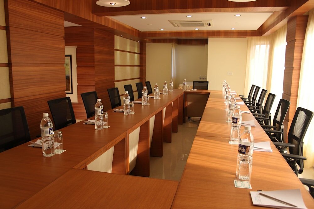 Фото Pristine Residency