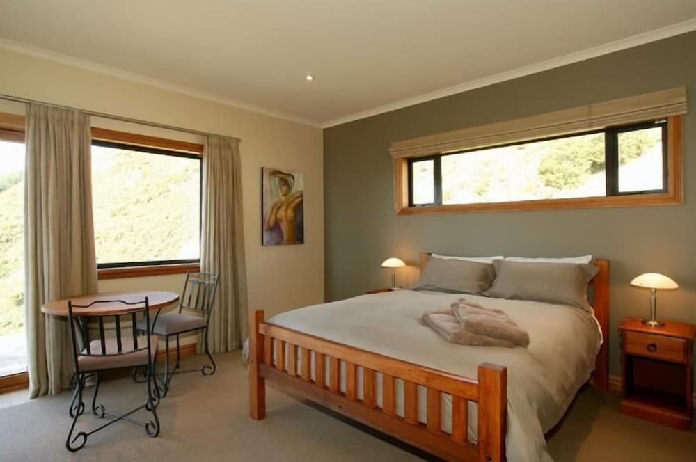 Фото Parautane Lodge