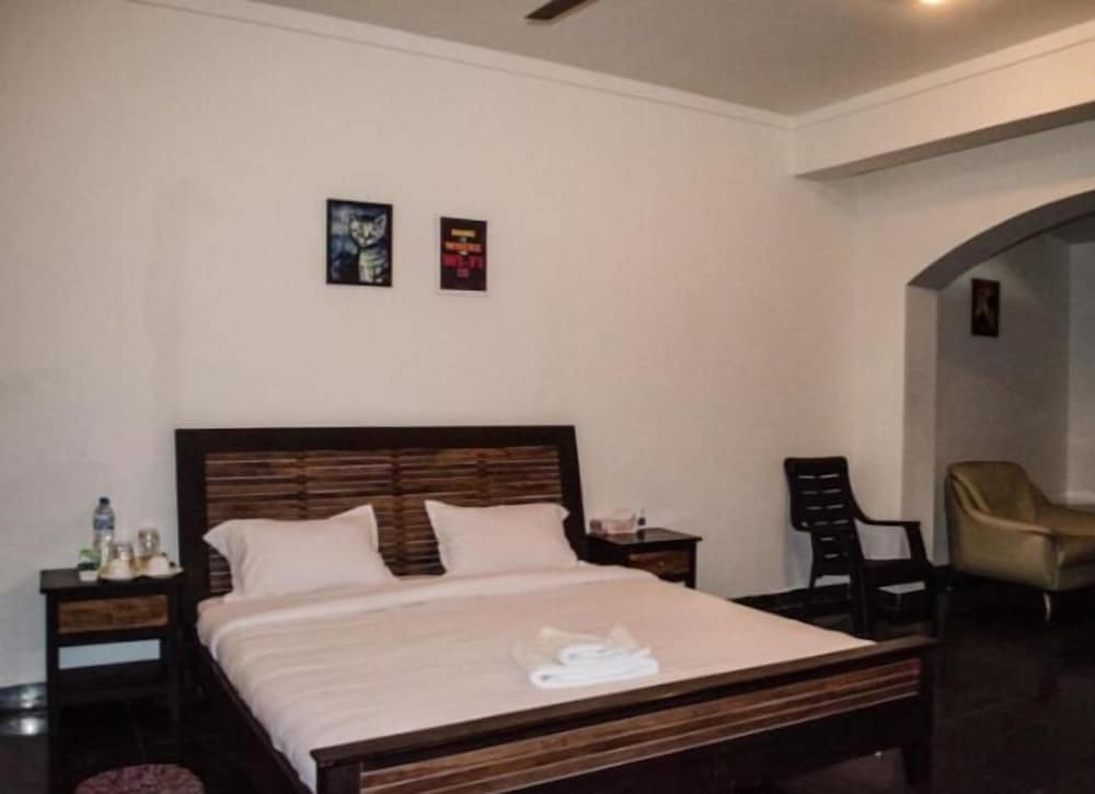 Фото Touchwood Resort Bhopal