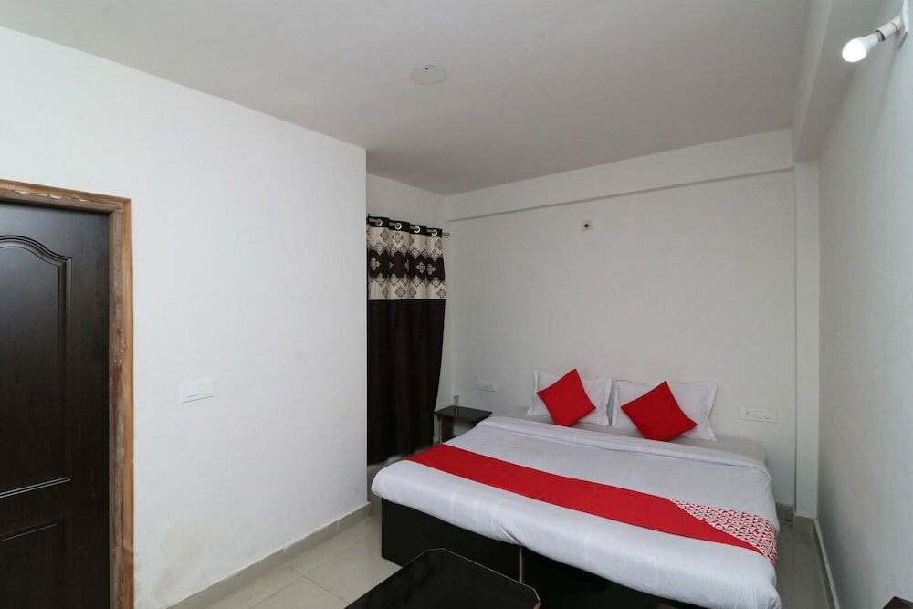 Фото Oyo 29202 Sunny International