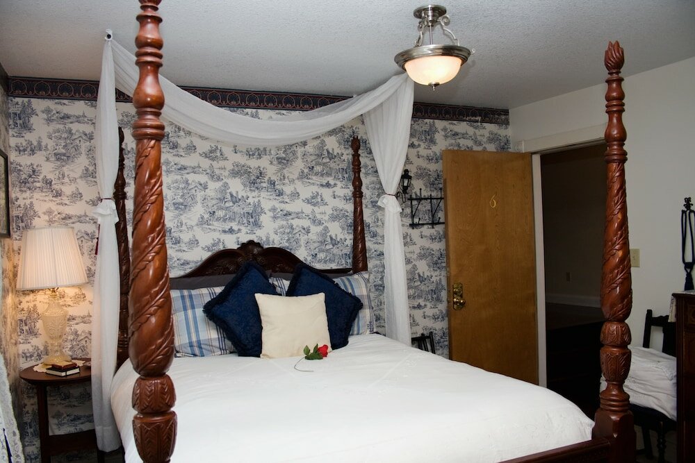 Фото Woodstock Inn B&b