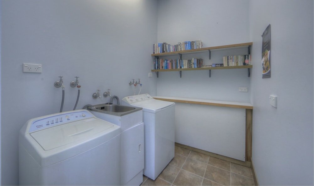 Фото Daydreamer Apartments