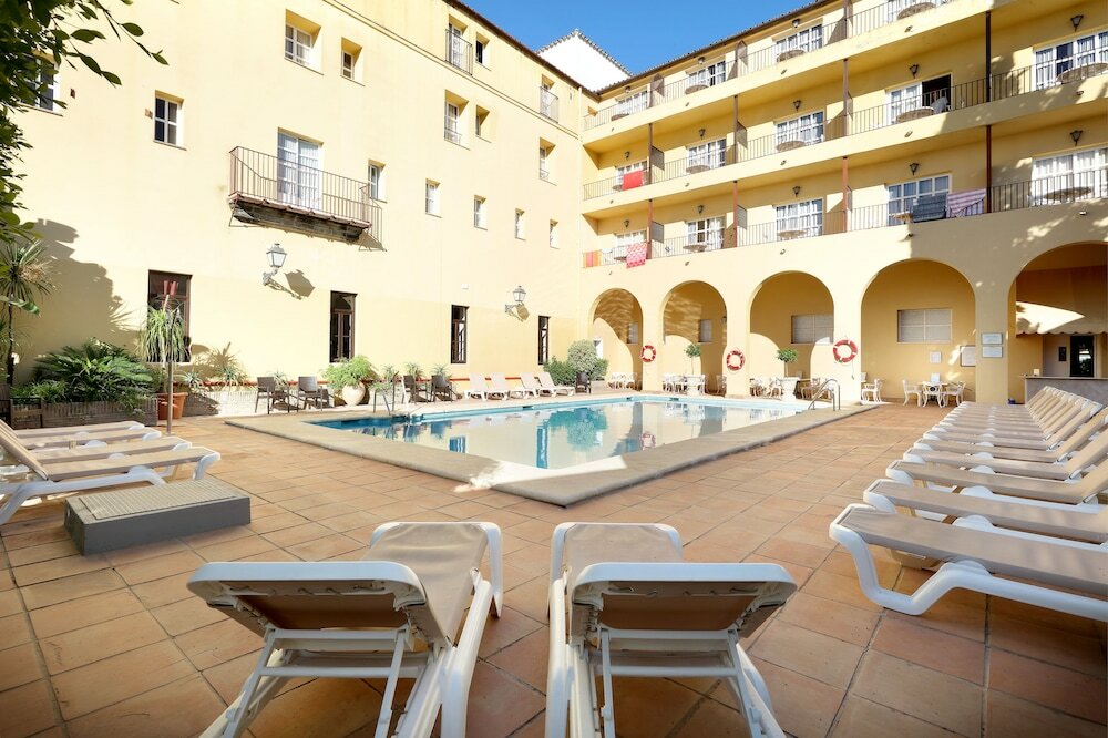 Фото Crisol Monasterio de San Miguel