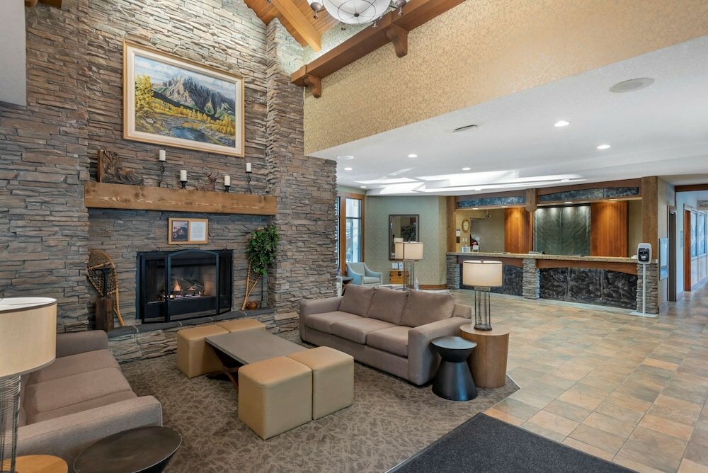 Фото Best Western Plus Fernie Mountain Lodge