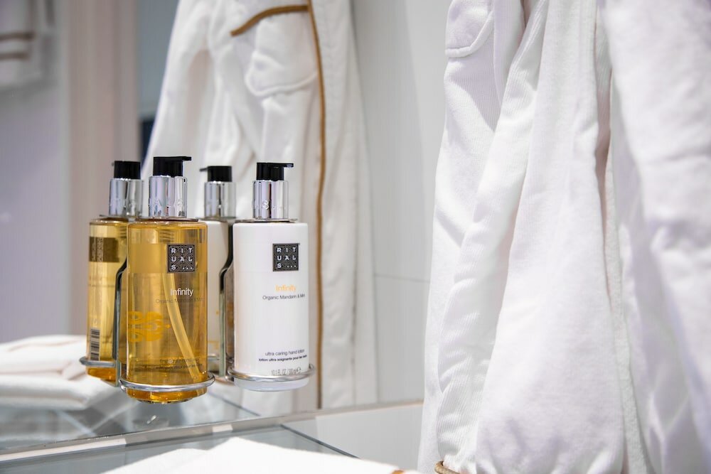 Фото Hotel Riverton