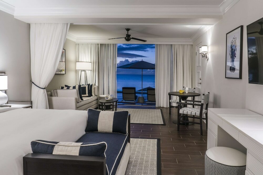 Фото Fairmont Royal Pavilion