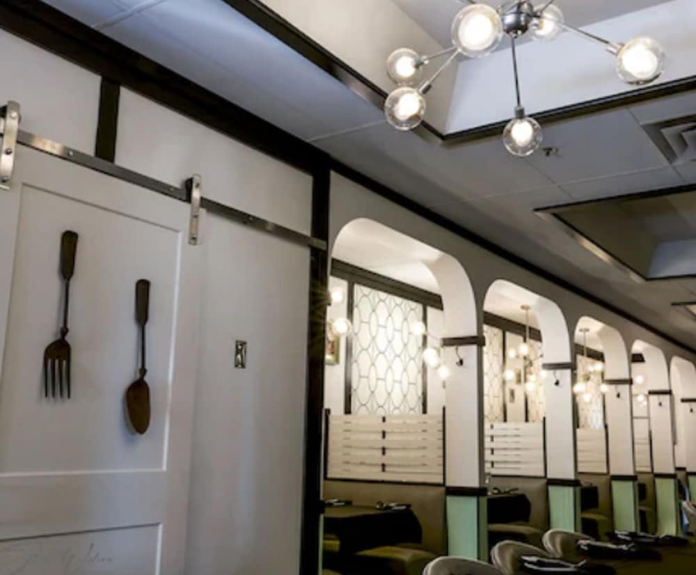 Фото Sternwheeler Hotel and Conference Centre