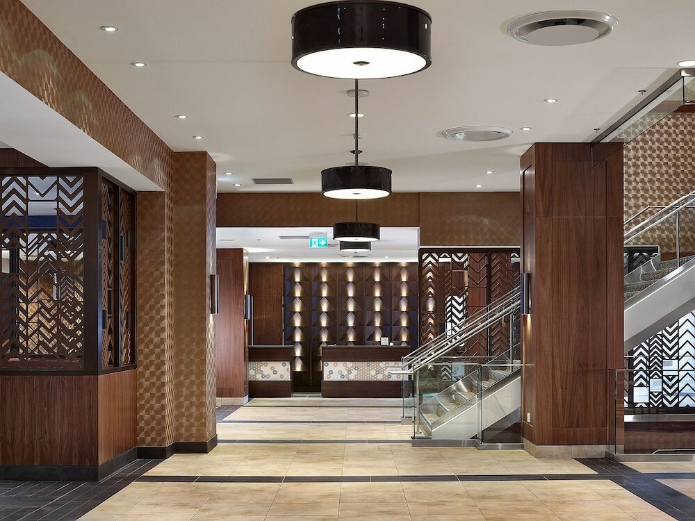 Фото DoubleTree by Hilton Hotel & Conference Centre Regina