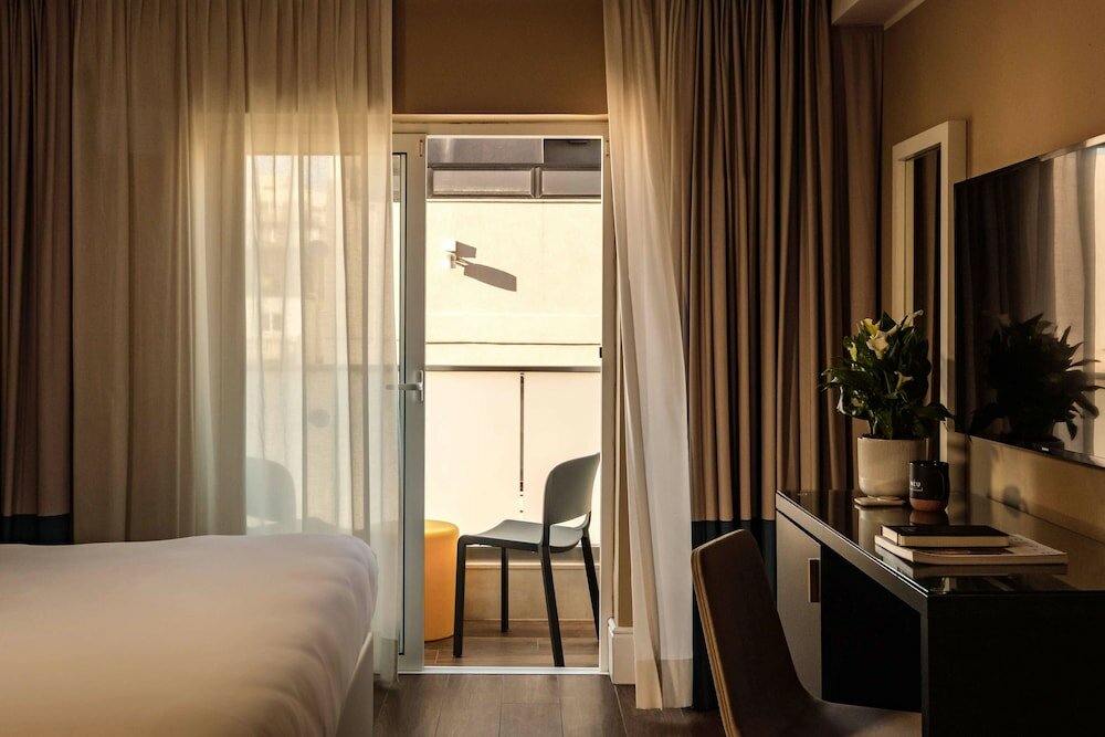 Фото 115 The Strand Hotel by Neu Collective