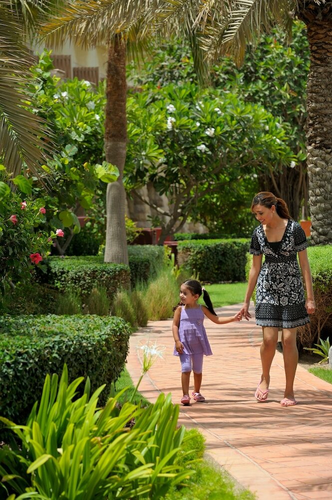 Фото Mövenpick Hotel & Resort Al Bida'a Kuwait