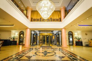 Гостиница Phoenicia Grand Hotel