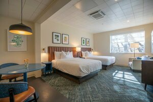 Гостиница The Holbrook Hotel