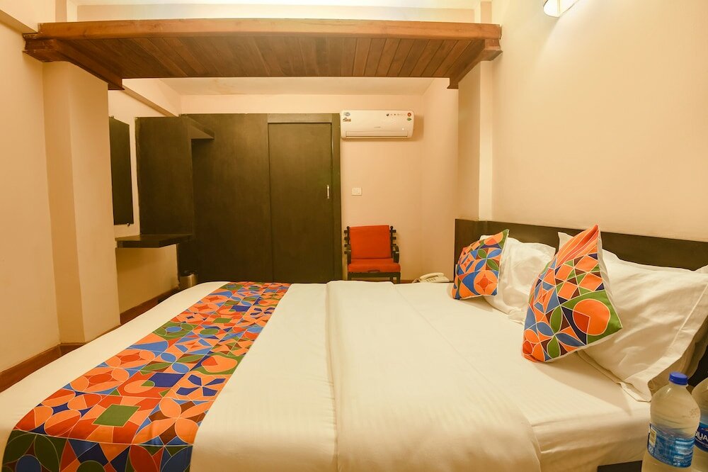 Фото FabExpress Raj Imperial by Rivasa, Calangute