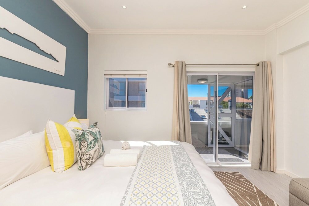 Фото Eaton Square 15