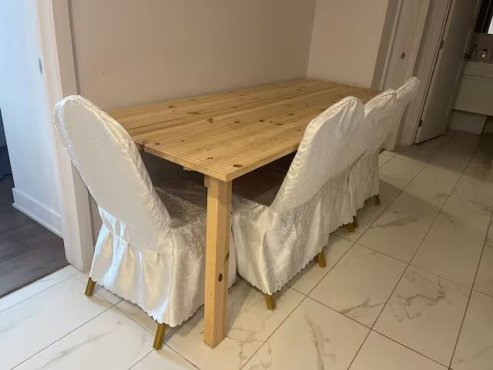 Фото 2001 AV. Beaconsfield