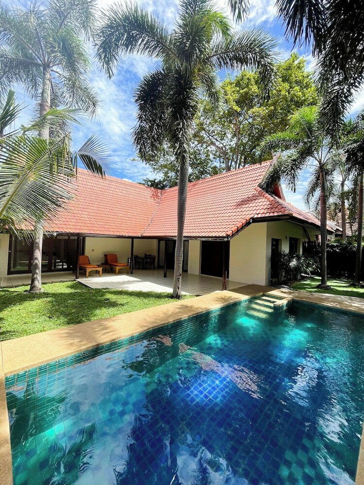 Фото Villa Raya Private Pool Villas Resort
