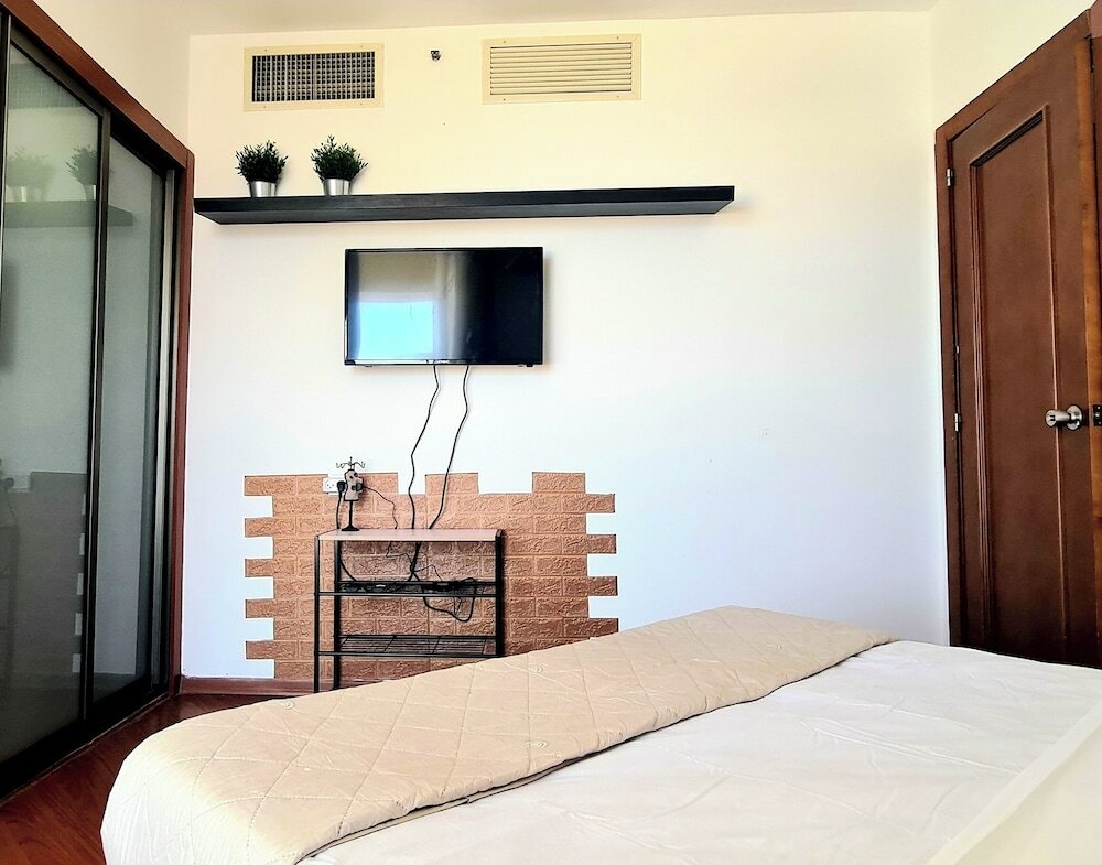 Фото 1007Go to Bat Yam Center