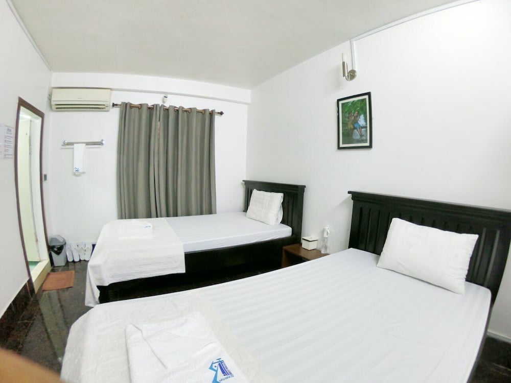 Фото Sarah Guest House