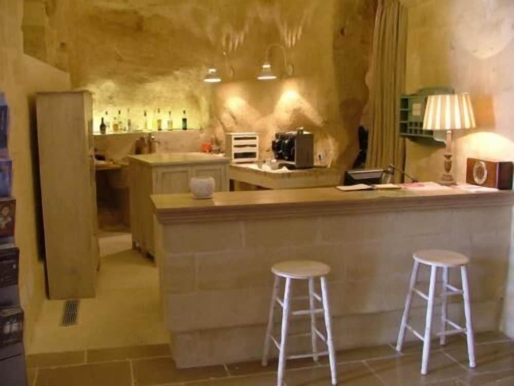 Фото L Hotel In Pietra