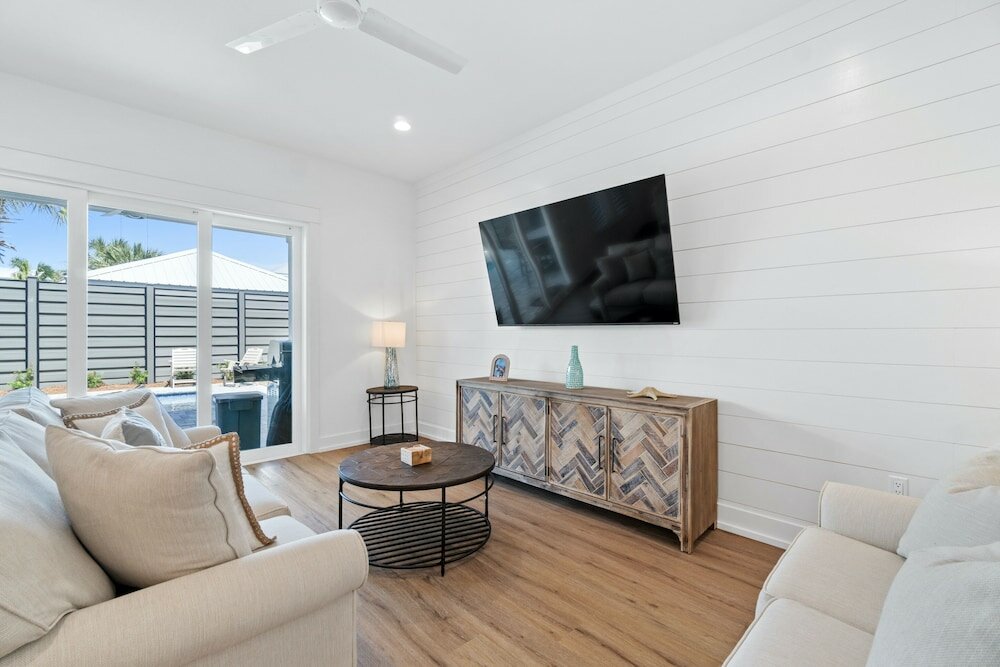 Фото Beach House - Elevated Escape by Phg