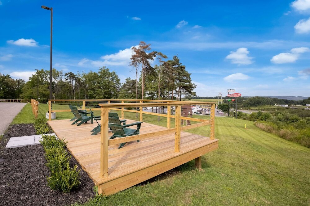 Фото Travelodge by Wyndham Emlenton