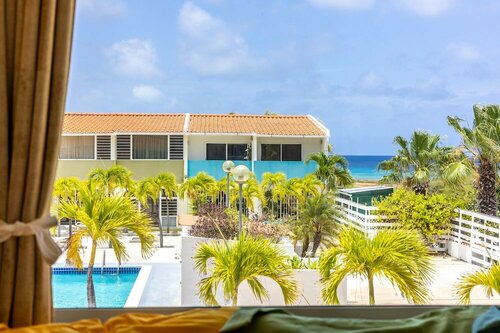 Гостиница Light House Beach house with Ocean View на Карибских Нидерландах