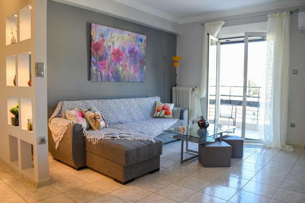 Фото Cozy Flat Main Square 10min To The Sea