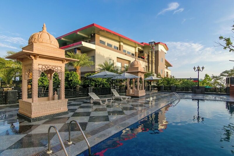 Гостиница Dhauladhar Heights Resort