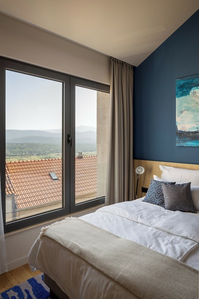 Фото Emotheo Heritage Hotel