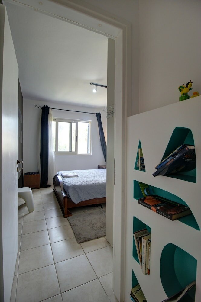 Фото 1 Bedroom Apartment on Beach Elias Upper