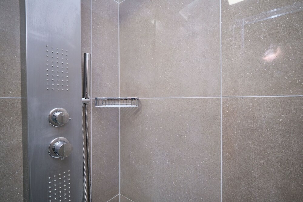 Фото Modern City Apartment