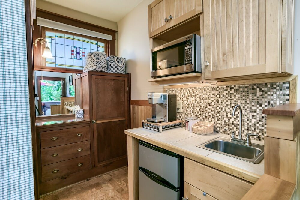 Фото A Cowslip's Belle Inn