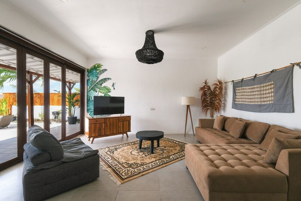 Фото Villa Roman & Alena Canggu