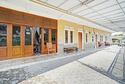 Гостиница Oyo 90416 Wisma Wayang Ajen Syariah в Субанге