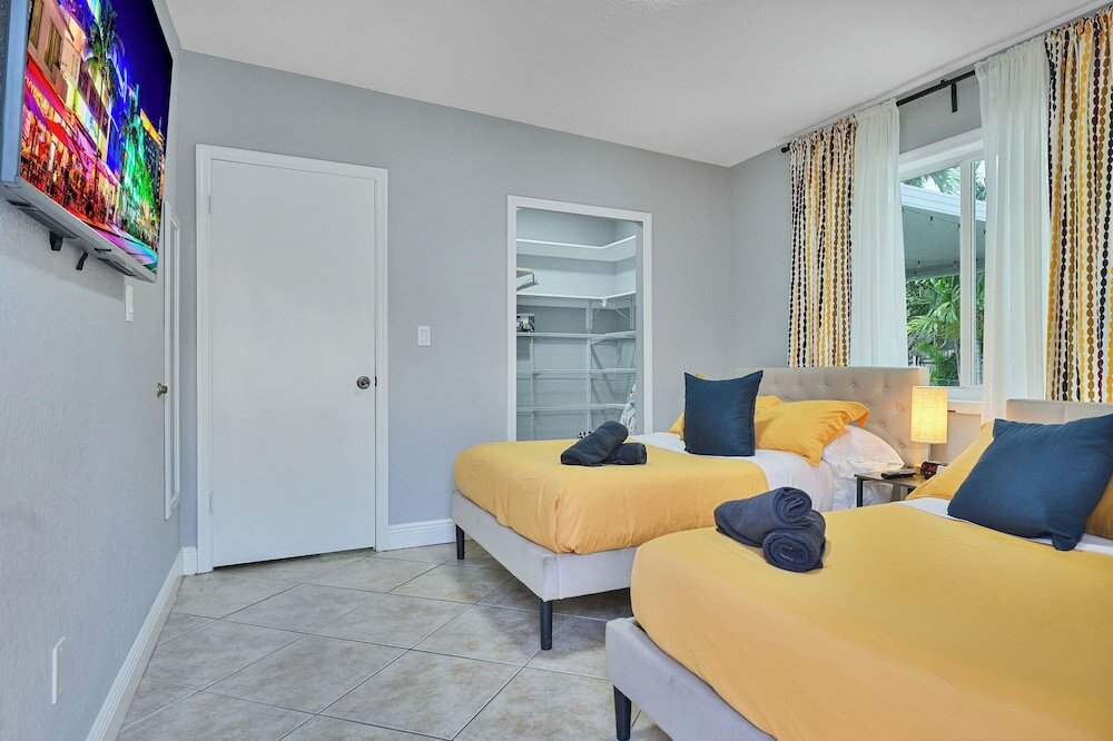 Фото 4 to 23 Guests GameRoom 2 Kitchens Bar BBQ