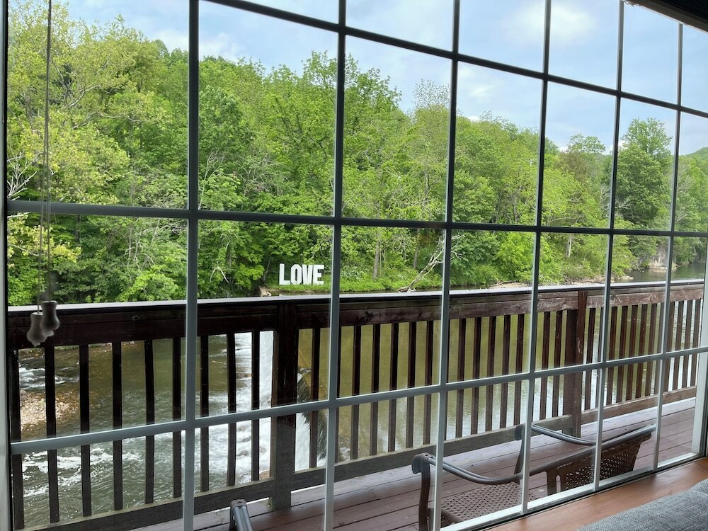 Фото Damascus Old Mill Inn