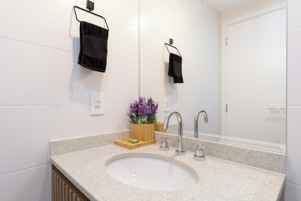 Фото Hmv - Haus Mitre Vila Mariana by Anora Spaces