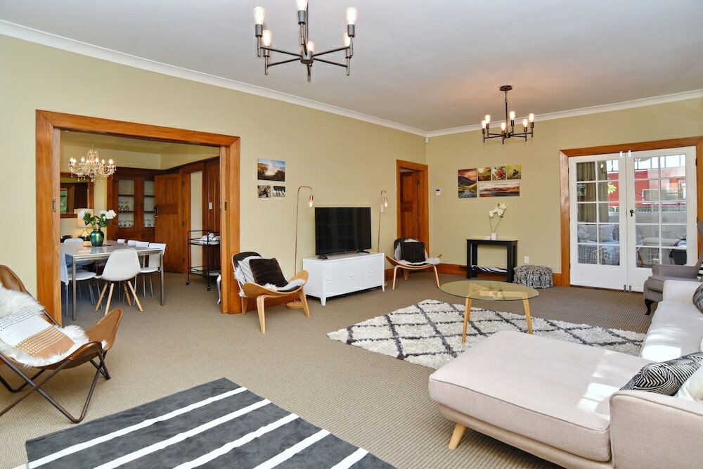 Фото Racecourse Villa