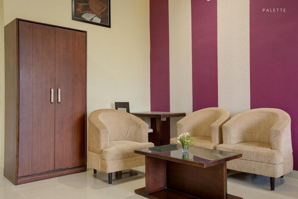 Фото Hotel Amrit Manthan