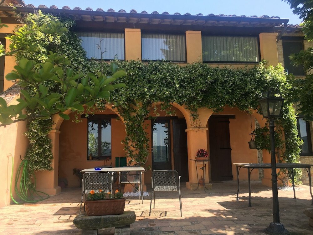 Фото Agriturismo Monte Petreto