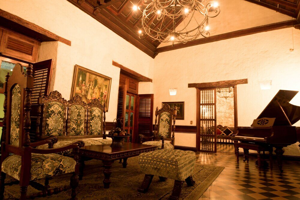 Фото Casa de la Moneda by Nomad Guru