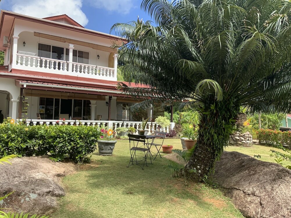 Фото The Orchard Holiday Home