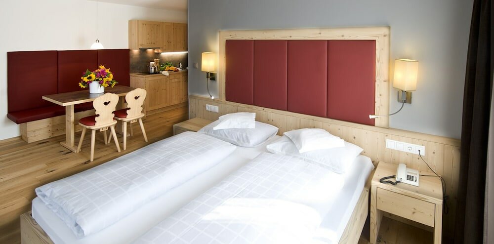 Фото Martina Breakfast Lodge